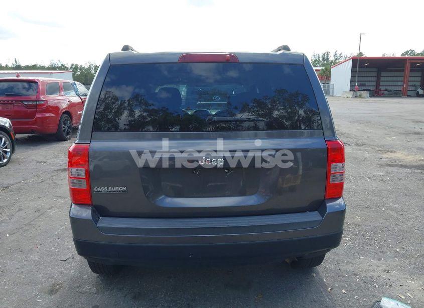 Photo 16 of 2015 Jeep Patriot SPORT (VIN 1C4NJPBB5FD348985)