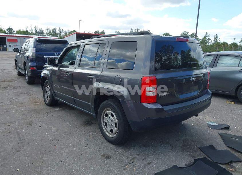 Photo 3 of 2015 Jeep Patriot SPORT (VIN 1C4NJPBB5FD348985)