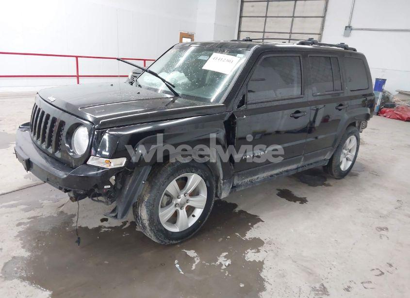 Photo 2 of 2016 Jeep Patriot SPORT (VIN 1C4NJPBB5GD561551)