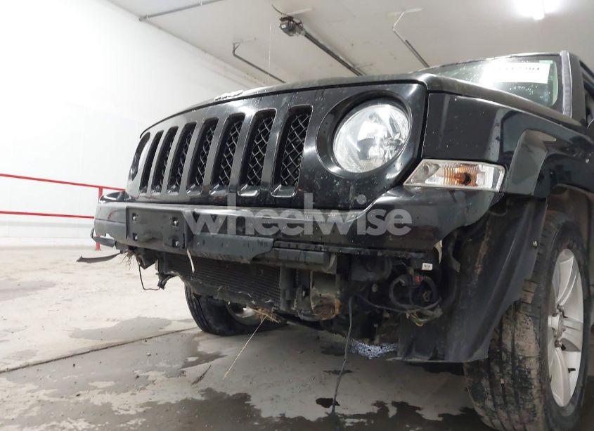 Photo 6 of 2016 Jeep Patriot SPORT (VIN 1C4NJPBB5GD561551)