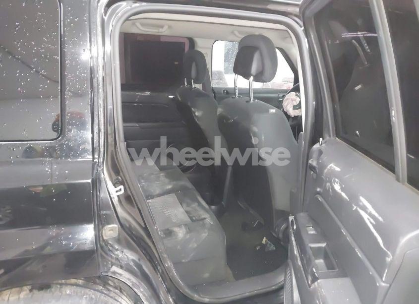 Photo 8 of 2016 Jeep Patriot SPORT (VIN 1C4NJPBB5GD561551)