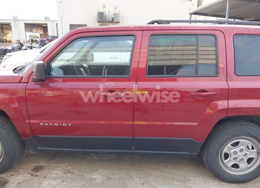 Photo 14 of 2016 Jeep Patriot SPORT (VIN 1C4NJPBB5GD574882)