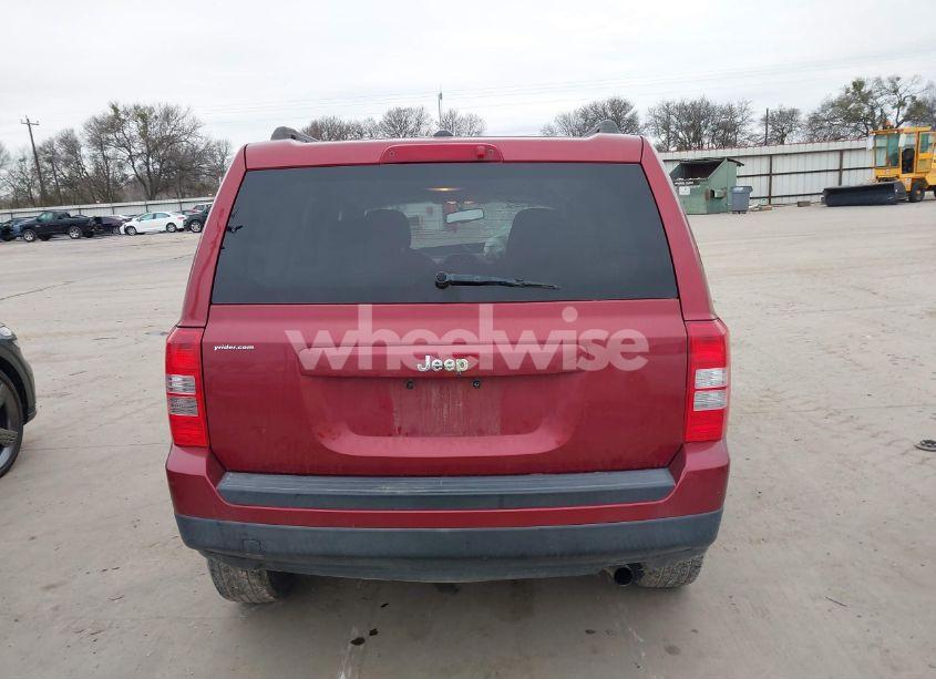 Photo 17 of 2016 Jeep Patriot SPORT (VIN 1C4NJPBB5GD575563)