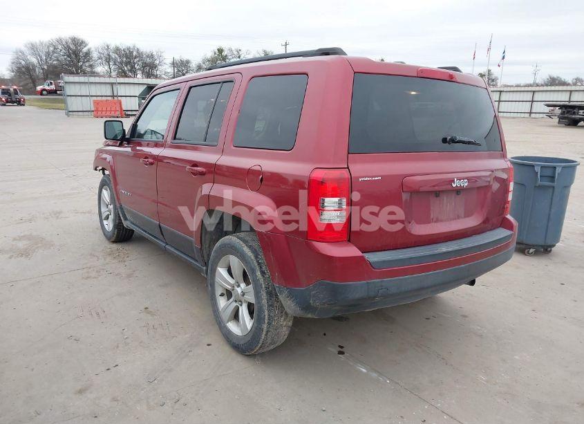Photo 3 of 2016 Jeep Patriot SPORT (VIN 1C4NJPBB5GD575563)
