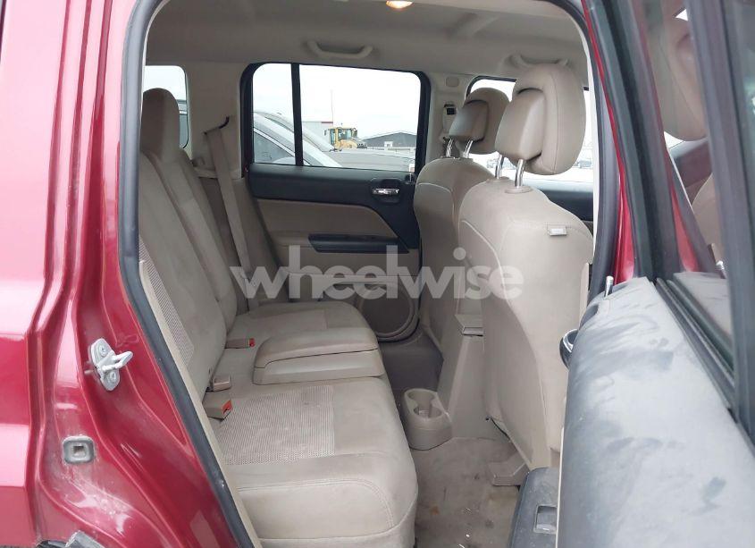 Photo 8 of 2016 Jeep Patriot SPORT (VIN 1C4NJPBB5GD575563)