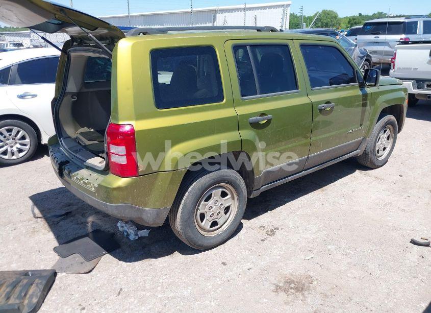 Photo 4 of 2012 Jeep Patriot SPORT (VIN 1C4NJPBB6CD589661)