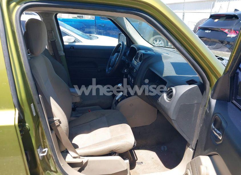 Photo 5 of 2012 Jeep Patriot SPORT (VIN 1C4NJPBB6CD589661)