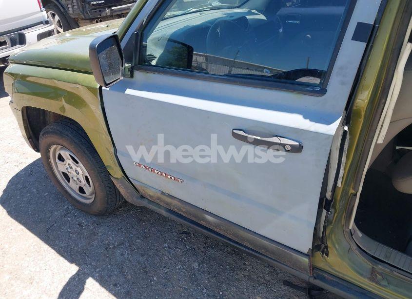 Photo 6 of 2012 Jeep Patriot SPORT (VIN 1C4NJPBB6CD589661)