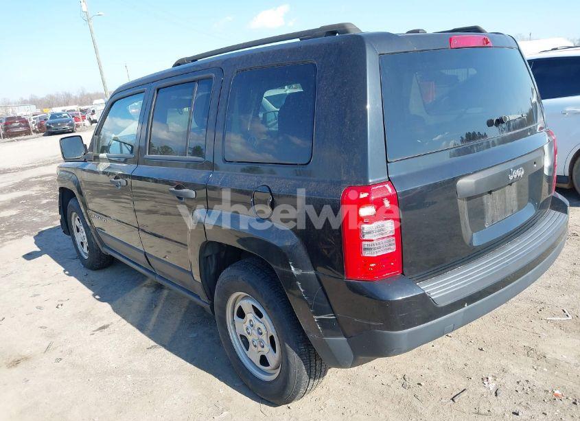 Photo 3 of 2013 Jeep Patriot SPORT (VIN 1C4NJPBB6DD129952)