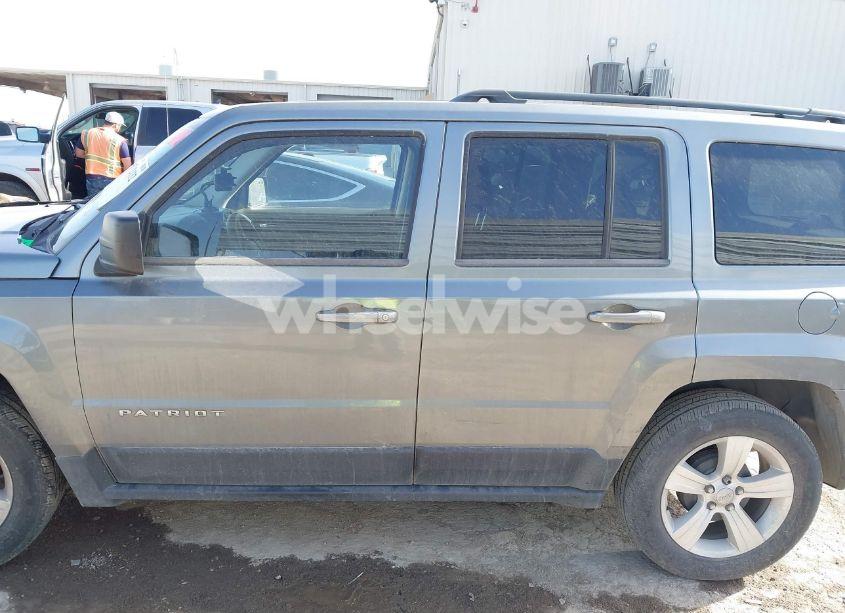 Photo 14 of 2014 Jeep Patriot SPORT (VIN 1C4NJPBB6ED619163)