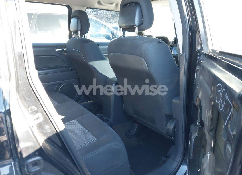 Photo 8 of 2014 Jeep Patriot SPORT (VIN 1C4NJPBB6ED671313)