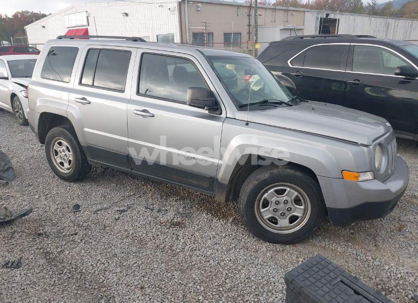 2014 Jeep Patriot SPORT (VIN 1C4NJPBB6ED894208) main photo