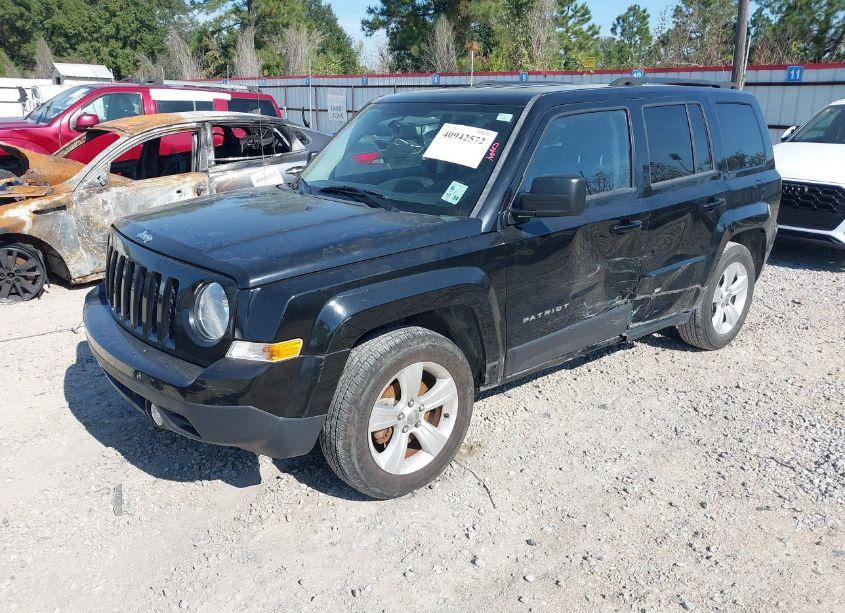 Photo 2 of 2015 Jeep Patriot SPORT (VIN 1C4NJPBB6FD191452)