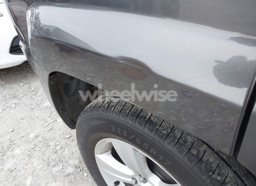 Photo 13 of 2015 Jeep Patriot SPORT (VIN 1C4NJPBB6FD305689)