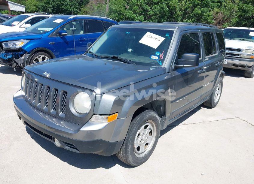 Photo 2 of 2014 Jeep Patriot SPORT (VIN 1C4NJPBB7ED509853)