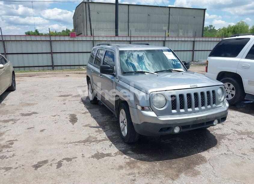 2014 Jeep Patriot SPORT (VIN 1C4NJPBB7ED862805) main photo