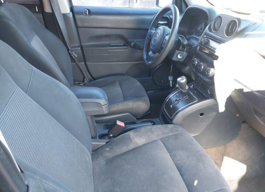 Photo 5 of 2014 Jeep Patriot SPORT (VIN 1C4NJPBB7ED917026)
