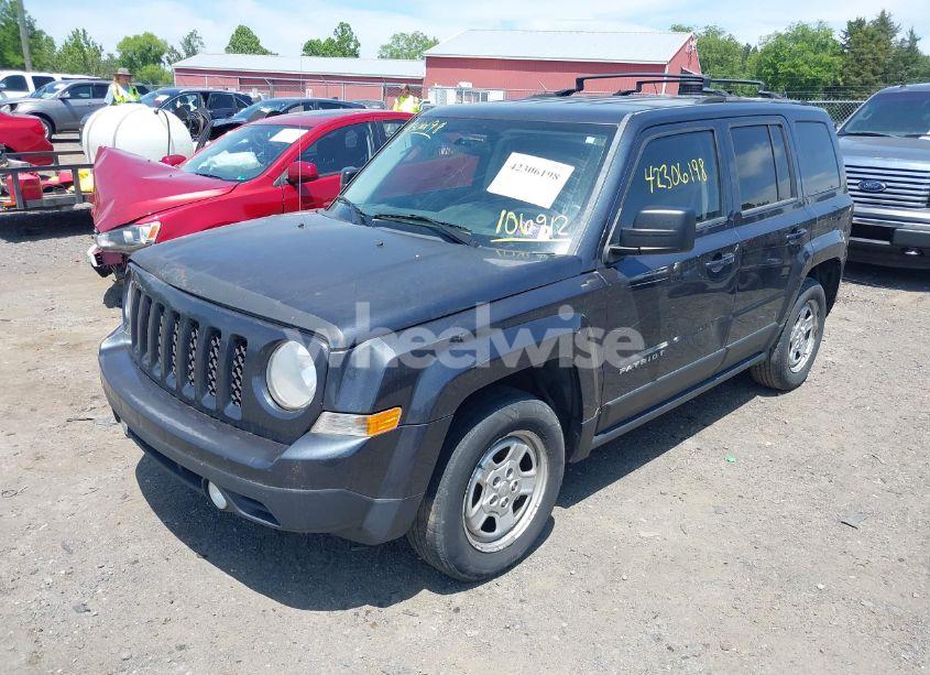 Photo 2 of 2015 Jeep Patriot SPORT (VIN 1C4NJPBB7FD106912)