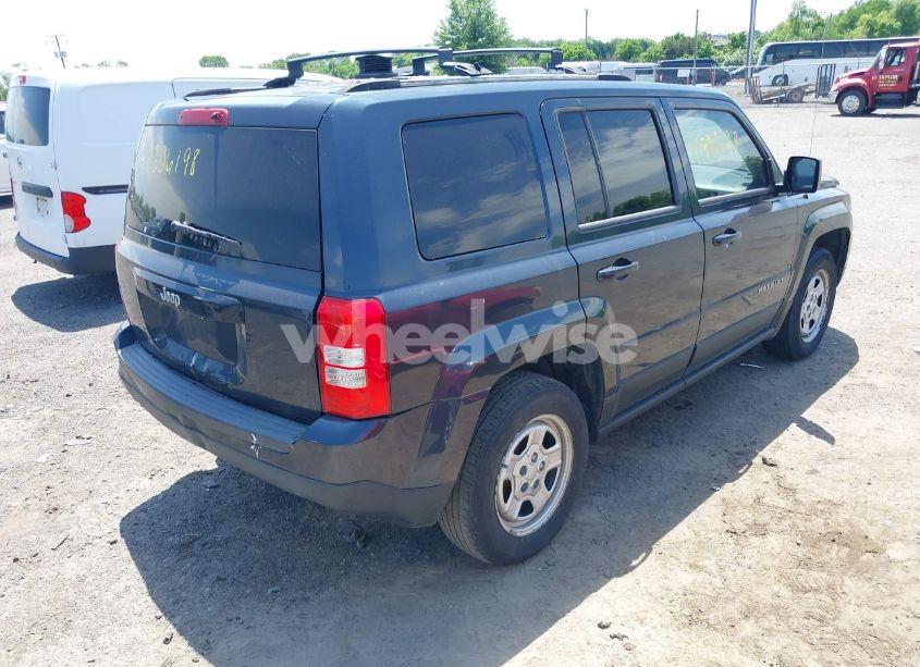 Photo 4 of 2015 Jeep Patriot SPORT (VIN 1C4NJPBB7FD106912)