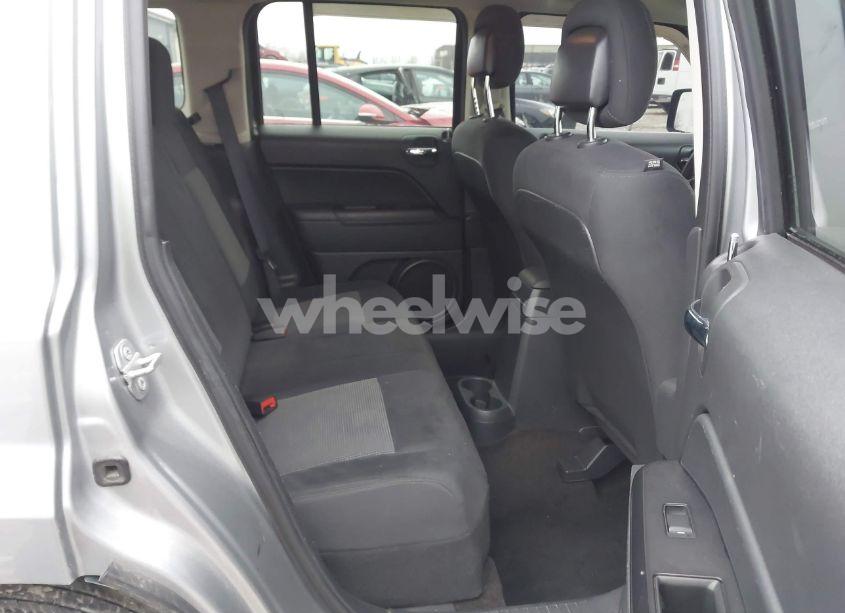 Photo 8 of 2015 Jeep Patriot SPORT (VIN 1C4NJPBB7FD179407)