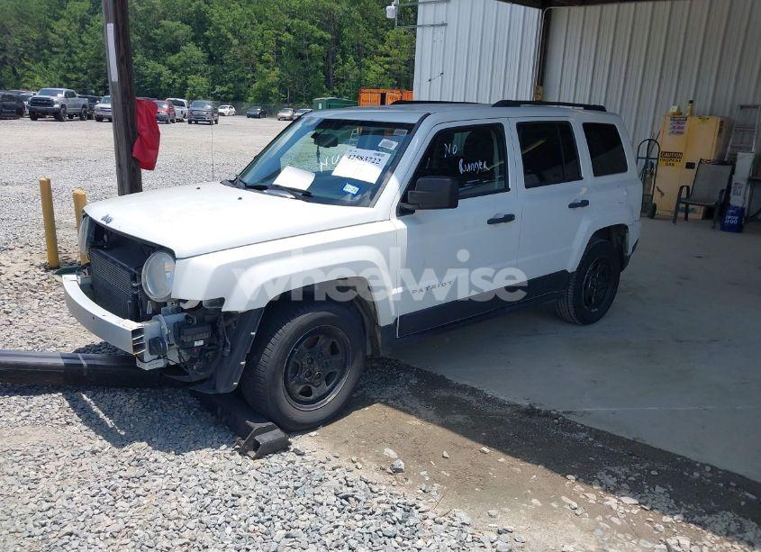 Photo 2 of 2016 Jeep Patriot SPORT (VIN 1C4NJPBB7GD774369)