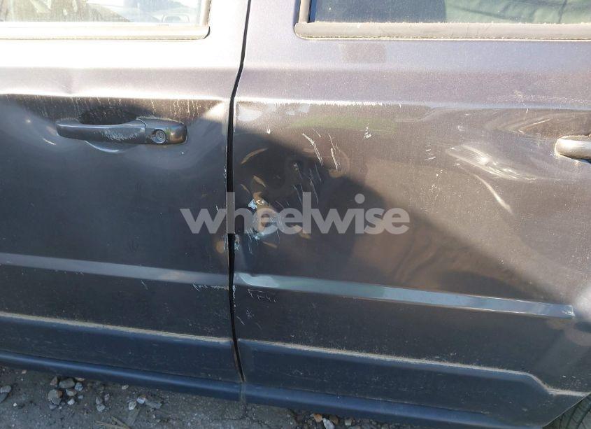 Photo 6 of 2015 Jeep Patriot SPORT (VIN 1C4NJPBB8FD149767)