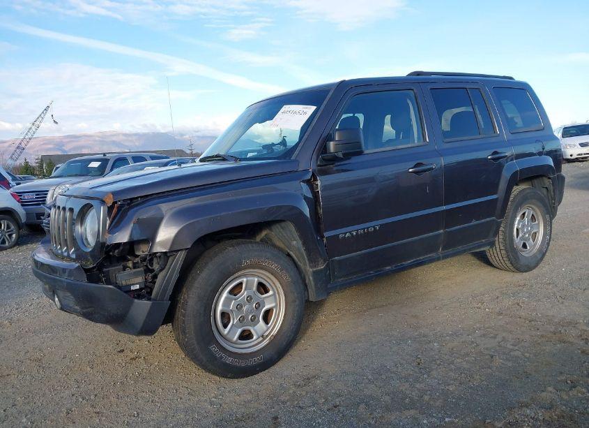 Photo 2 of 2015 Jeep Patriot SPORT (VIN 1C4NJPBB8FD186043)