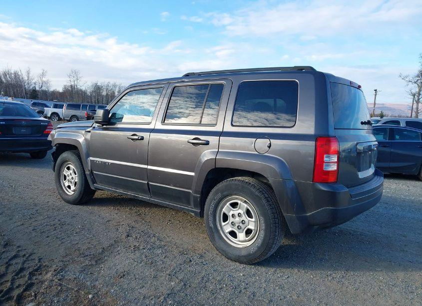 Photo 3 of 2015 Jeep Patriot SPORT (VIN 1C4NJPBB8FD186043)