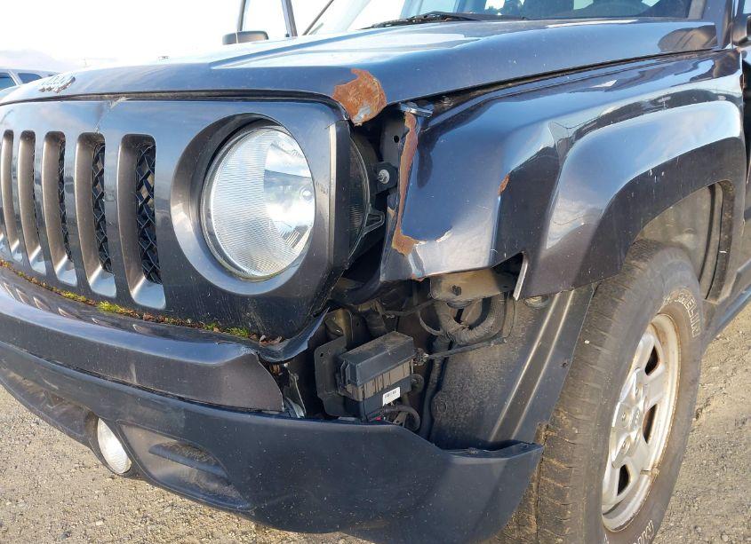 Photo 6 of 2015 Jeep Patriot SPORT (VIN 1C4NJPBB8FD186043)