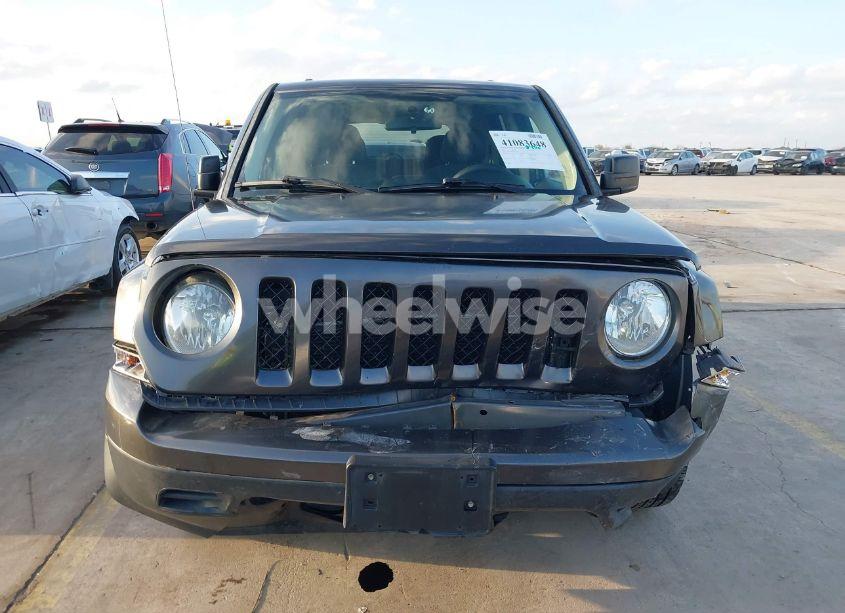 Photo 12 of 2015 Jeep Patriot SPORT (VIN 1C4NJPBB8FD203794)