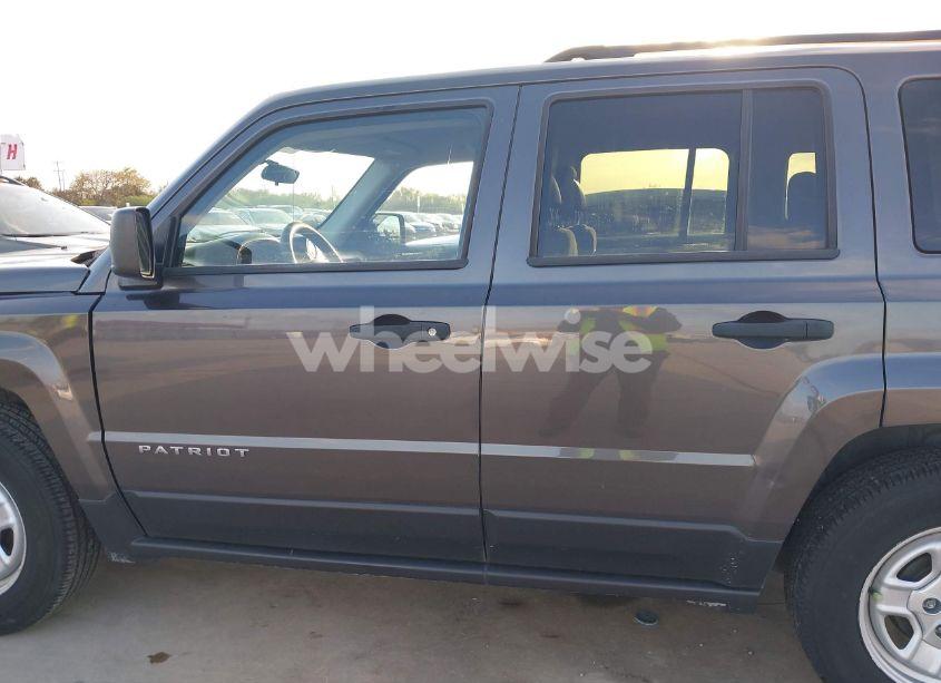 Photo 14 of 2015 Jeep Patriot SPORT (VIN 1C4NJPBB8FD203794)