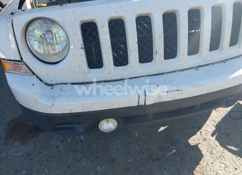 Photo 6 of 2015 Jeep Patriot SPORT (VIN 1C4NJPBB8FD402098)