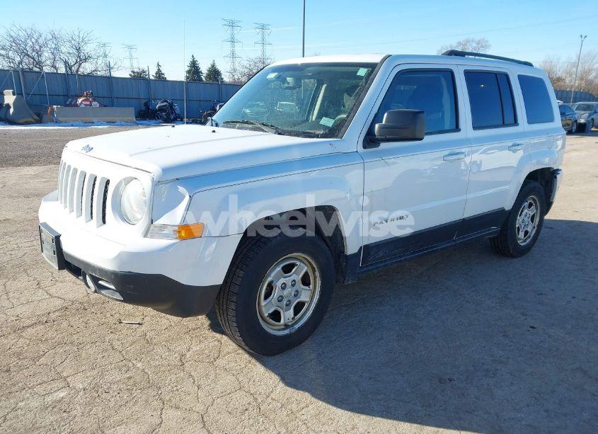 Photo 2 of 2015 Jeep Patriot SPORT (VIN 1C4NJPBB8FD413845)