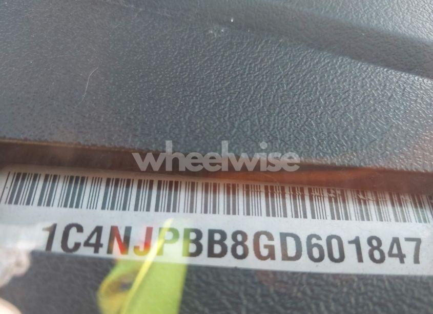 Photo 9 of 2016 Jeep Patriot SPORT (VIN 1C4NJPBB8GD601847)