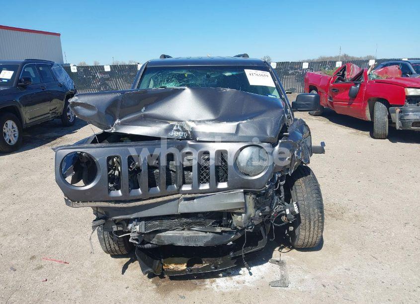 Photo 11 of 2016 Jeep Patriot SPORT (VIN 1C4NJPBB8GD711393)