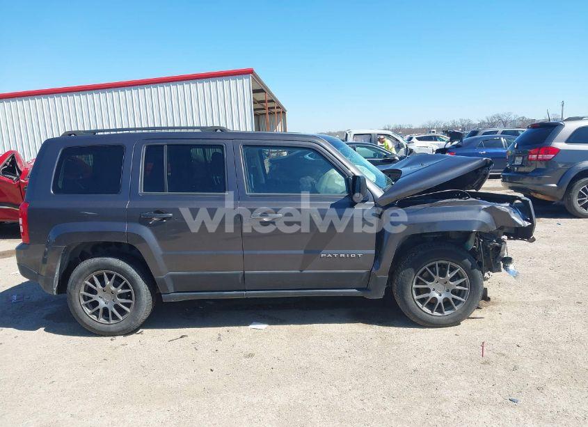 Photo 12 of 2016 Jeep Patriot SPORT (VIN 1C4NJPBB8GD711393)