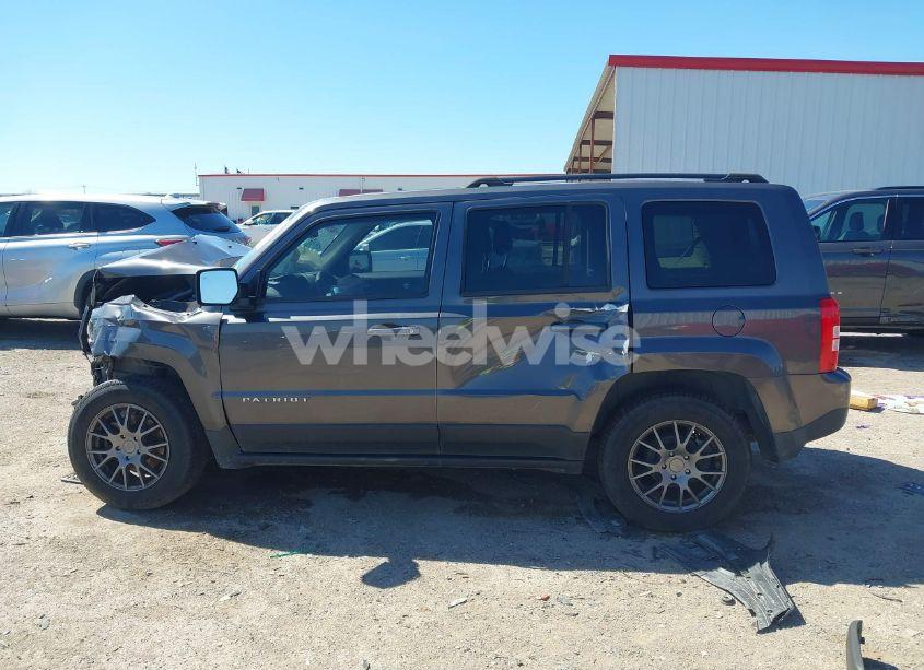 Photo 13 of 2016 Jeep Patriot SPORT (VIN 1C4NJPBB8GD711393)