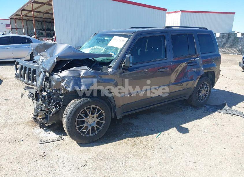 Photo 2 of 2016 Jeep Patriot SPORT (VIN 1C4NJPBB8GD711393)
