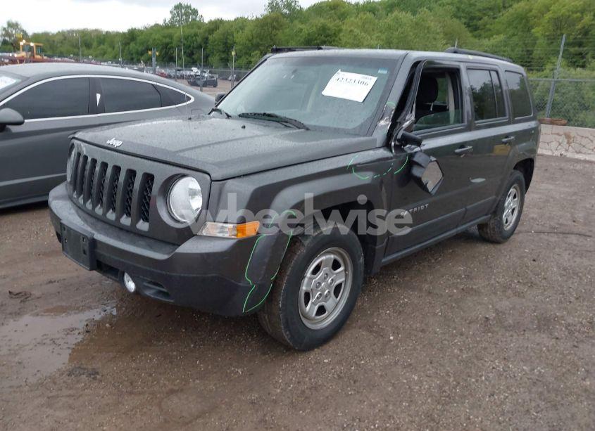 Photo 2 of 2016 Jeep Patriot SPORT (VIN 1C4NJPBB8GD738433)
