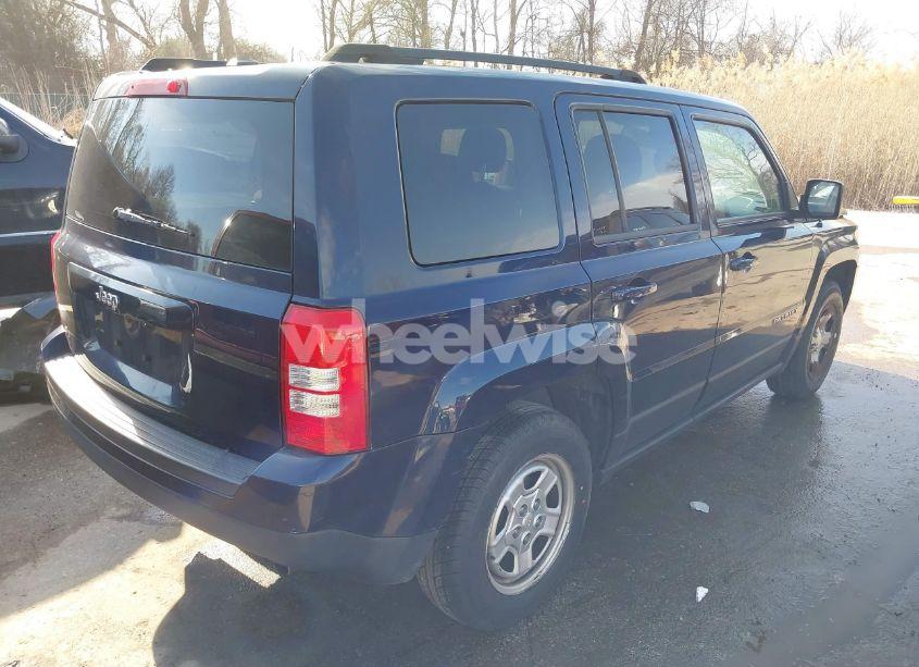 Photo 4 of 2016 Jeep Patriot SPORT (VIN 1C4NJPBB9GD716666)