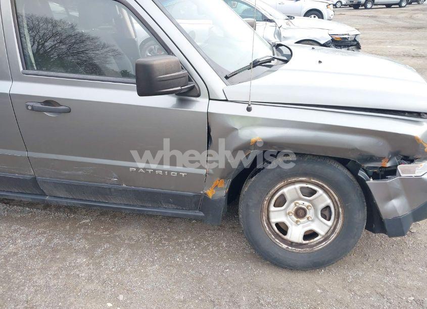 Photo 6 of 2014 Jeep Patriot SPORT (VIN 1C4NJPBBXED533404)