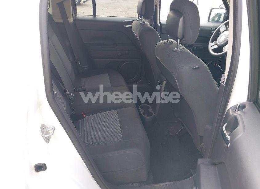 Photo 8 of 2014 Jeep Patriot SPORT (VIN 1C4NJPBBXED618291)