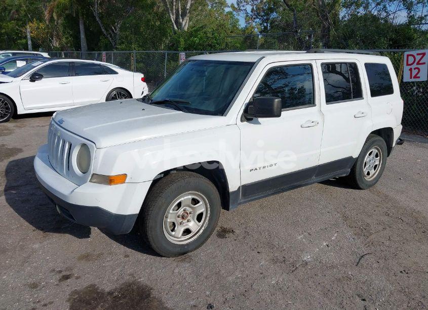 Photo 2 of 2014 Jeep Patriot SPORT (VIN 1C4NJPBBXED671220)