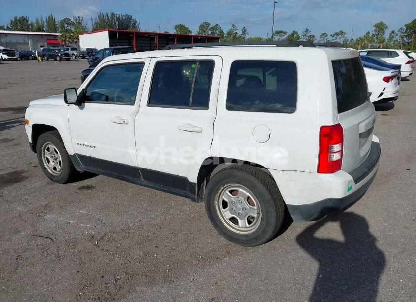 Photo 3 of 2014 Jeep Patriot SPORT (VIN 1C4NJPBBXED671220)