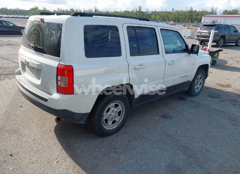 Photo 4 of 2014 Jeep Patriot SPORT (VIN 1C4NJPBBXED671220)