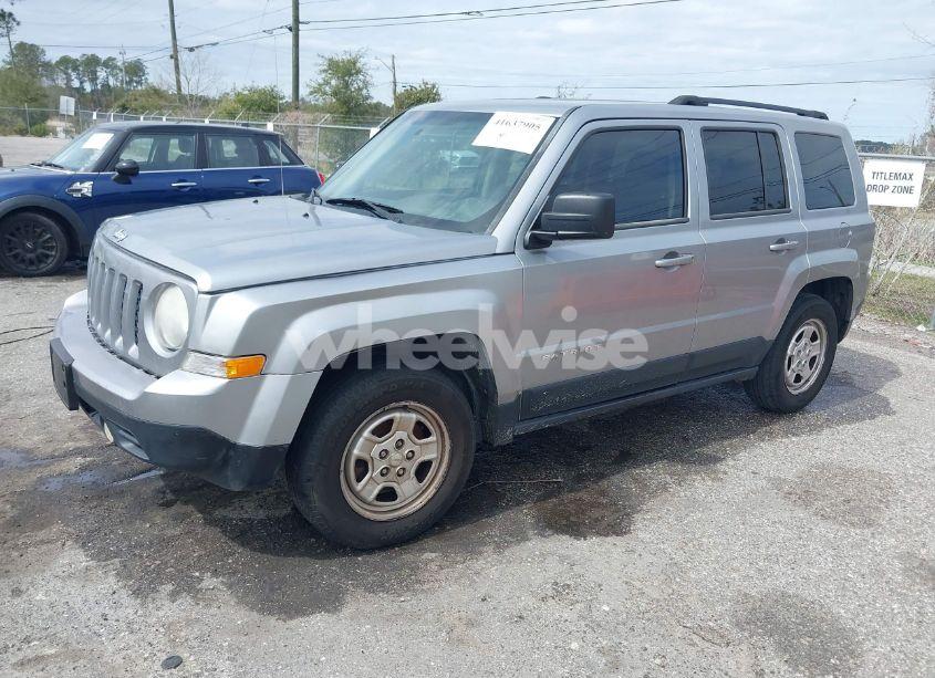 Photo 2 of 2014 Jeep Patriot SPORT (VIN 1C4NJPBBXED893482)