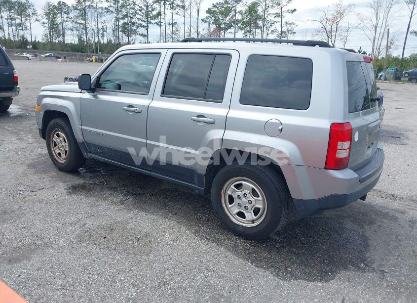 Photo 3 of 2014 Jeep Patriot SPORT (VIN 1C4NJPBBXED893482)