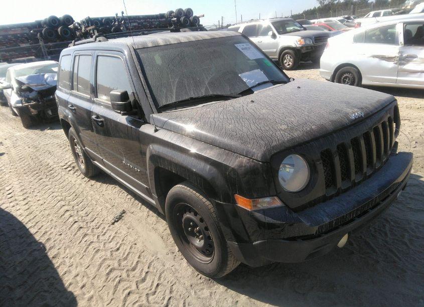 2015 Jeep Patriot SPORT (VIN 1C4NJPBBXFD398250) main photo