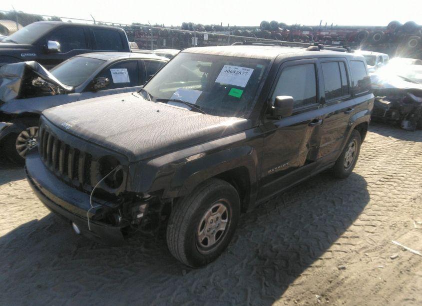 Photo 2 of 2015 Jeep Patriot SPORT (VIN 1C4NJPBBXFD398250)