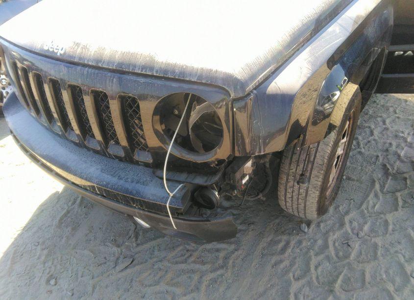 Photo 6 of 2015 Jeep Patriot SPORT (VIN 1C4NJPBBXFD398250)